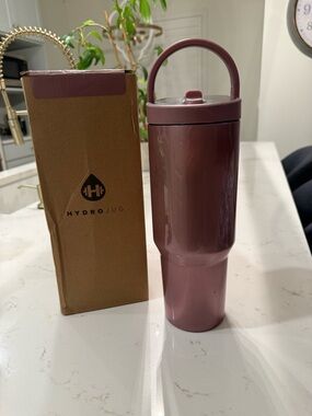 HydroJug Sport Cup 40oz in “Dream”